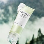 Spumă de curățare pentru ten acneic cu Centella din Madagascar, Skin1004, 125ml - Imagine 8