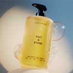 Gel de dus cu Santal & Vetiver, 450ml, Salt & Stone - Imagine 3