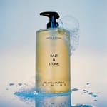 Gel de dus cu Santal & Vetiver, 450ml, Salt & Stone - Imagine 2