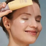 Crema solară Black Rice Moisture Airfit cu SPF50+ PA++++, HaruHaru WONDER, 50ml - Imagine 3